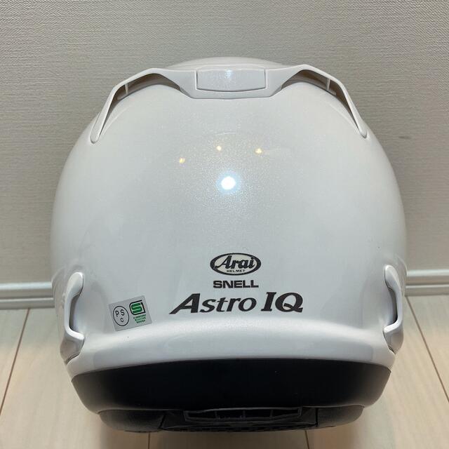 Arai Astro IQ ヘルメット グラスホワイト サイズMedium 自動車/バイクのバイク(ヘルメット/シールド)の商品写真