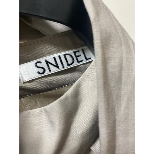 SNIDEL(スナイデル)の取り置き中　一回使用　SNIDEL Sustainableリボンシャツワンピース レディースのワンピース(ロングワンピース/マキシワンピース)の商品写真