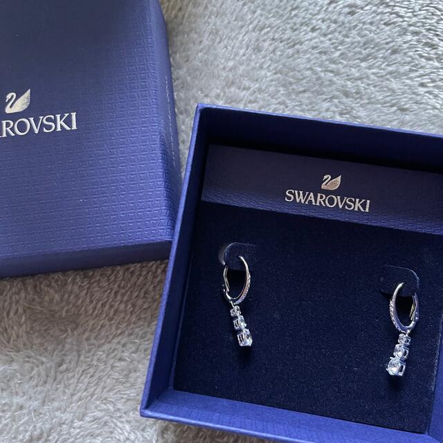 ピアスSWAROVSKI のピアス