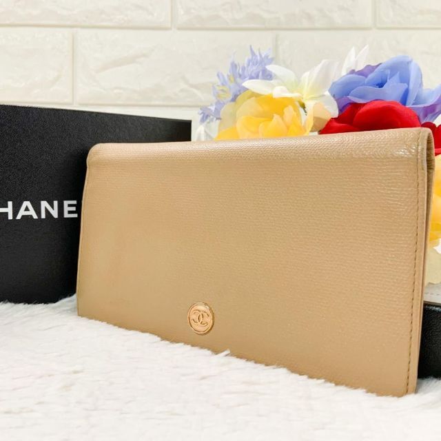 美品】CHANEL シャネル キャビアスキン ココマーク金具 二つ折り長財布 ...