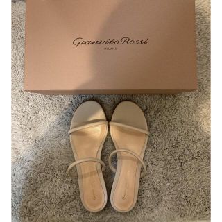 ジャンヴィットロッシ(Gianvito Rossi)の【GIANVITO ROSSI】イタリア　ミラノ　高級　ストラップサンダル　35(サンダル)