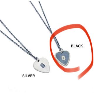 BTS SUGA ユンギGUITAR PICK NECKLACE 即発送可能です