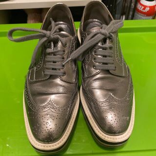 プラダ(PRADA)のprada レディース靴22.5(ローファー/革靴)