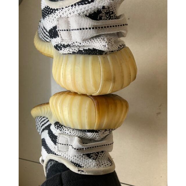 adidas(アディダス)のAdidas YEEZY BOOST 350v2 ZEBRA スニーカー メンズの靴/シューズ(スニーカー)の商品写真