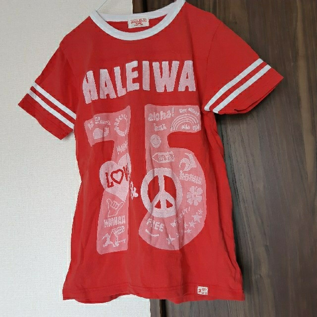 HALEIWA(ハレイワ)のHALEIWA　HAWAII　ハレイワ　Tシャツ　カットソー　赤 レディースのトップス(Tシャツ(半袖/袖なし))の商品写真