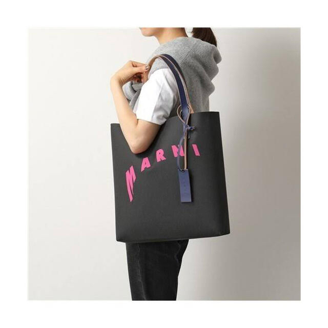 Marni(マルニ)のMARNI マルニ セルローストートバッグ メンズのバッグ(トートバッグ)の商品写真