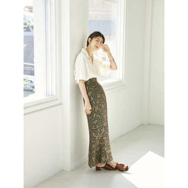 TODAYFUL(トゥデイフル)のTODAYFUL Jacquard Leaf Pencilskirt 36 レディースのスカート(ロングスカート)の商品写真