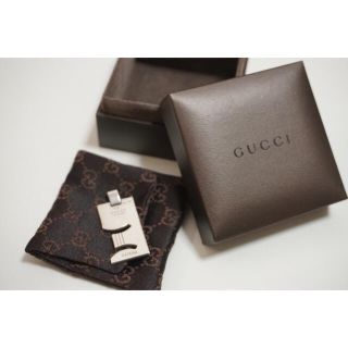 グッチ(Gucci)のGUCCI ネックレス トップ 双子座 GEMINI(ネックレス)