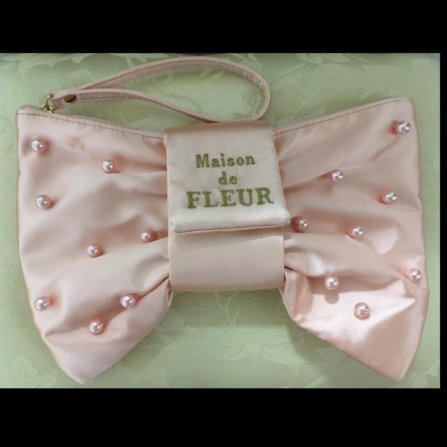 Maison de FLEUR(メゾンドフルール)のメゾンドフルール クラッチバッグ レディースのバッグ(クラッチバッグ)の商品写真