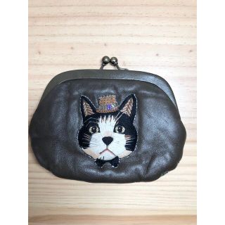 タマオ(tamao)のTamaoworld  猫刺繍　がま口ポーチ(ポーチ)