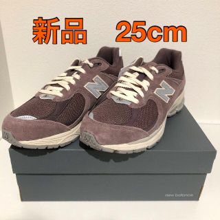 New Balance - New Balance M2002R 25センチの通販 by うぱ's shop ...