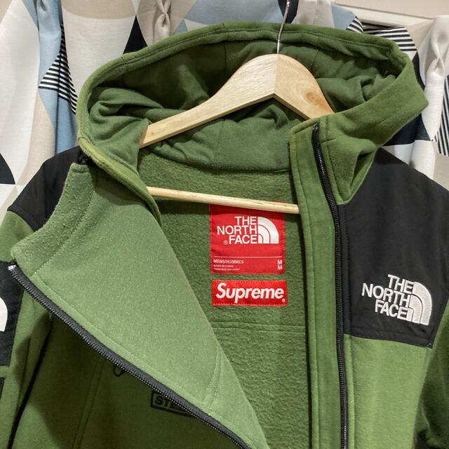 Supreme ×THE NORTH FACE スウェットパーカー レアカラー