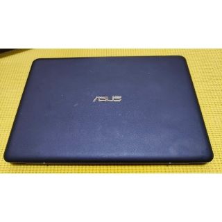 ASUS VivoBook E200HA(ノートPC)