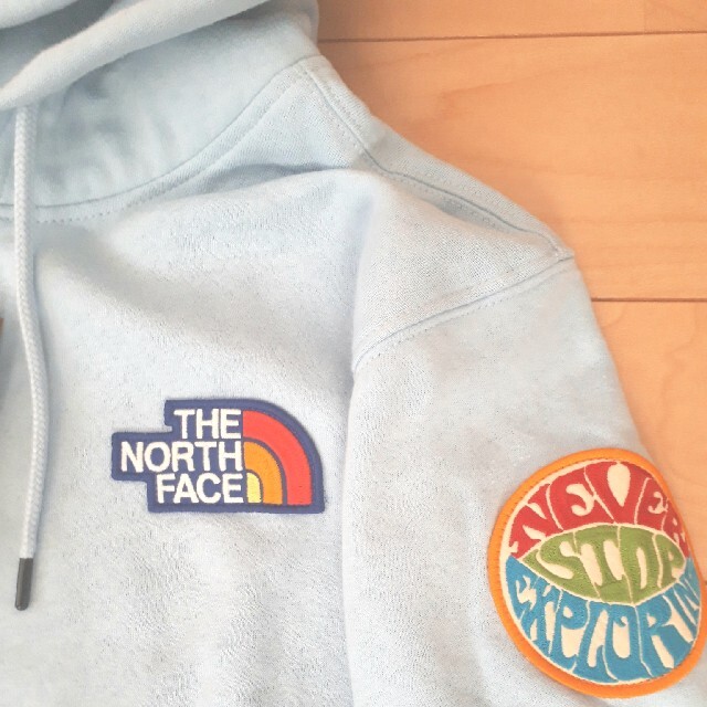 THE NORTH FACE(ザノースフェイス)のTHE NORTH FACE  ノースフェイス パーカー　ワッペン　2XL メンズのトップス(パーカー)の商品写真