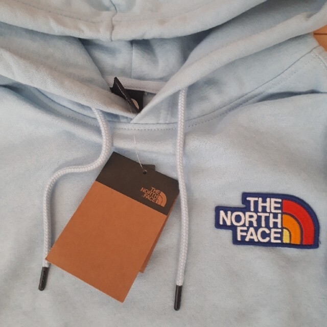 THE NORTH FACE(ザノースフェイス)のTHE NORTH FACE  ノースフェイス パーカー　ワッペン　2XL メンズのトップス(パーカー)の商品写真