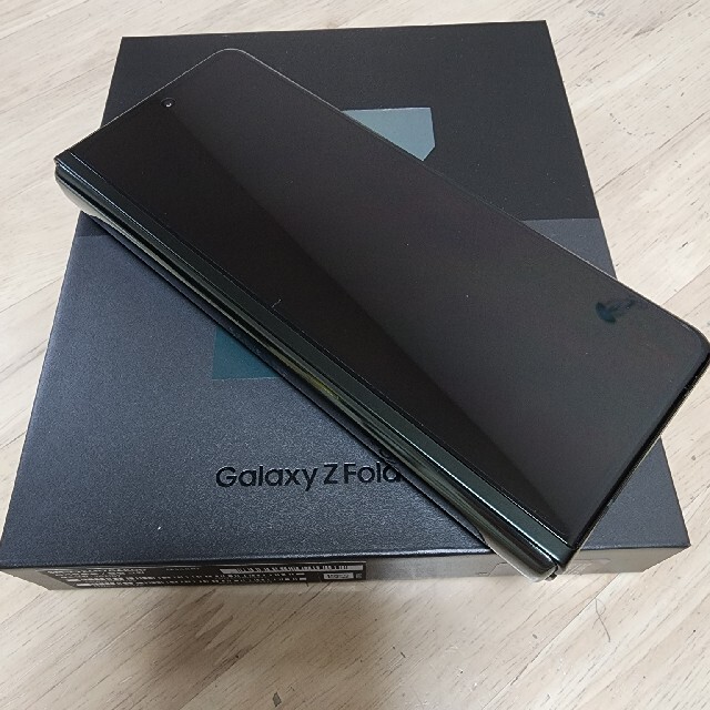 【激安大特価！】  Z Galaxy - Galaxy Fold3 256GB green Phantom 5G スマートフォン本体