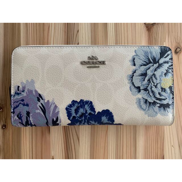 COACH - COACH長財布ホワイトシグネチャー×ブルーフローラルF6656