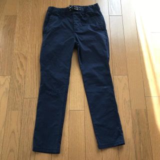 ギャップ(GAP)のGAP KIDS Mサイズ　130cm テーパードパンツ　ネイビー(パンツ/スパッツ)