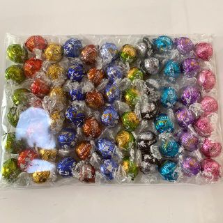 リンツ(Lindt)のラスト【SALE】リンドール　11種類×各6粒　66粒セット(菓子/デザート)