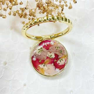 レッドホワイトお花のスマホリング(その他)