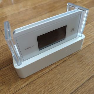 エヌイーシー(NEC)のwx06 クレードル付き　美品(その他)