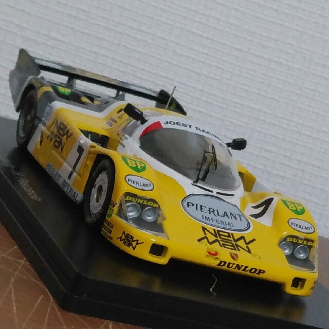 Porsche(ポルシェ)のNEWMAN Porsche956  1/43スケールモデル(リユース) エンタメ/ホビーのおもちゃ/ぬいぐるみ(ミニカー)の商品写真