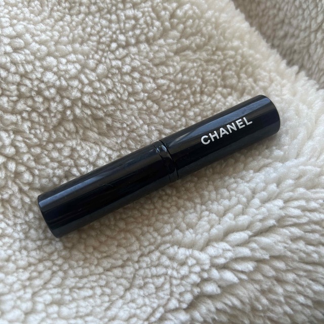 CHANEL(シャネル)のCHANELハイライトブラシ　値下げ中 コスメ/美容のメイク道具/ケアグッズ(チーク/フェイスブラシ)の商品写真