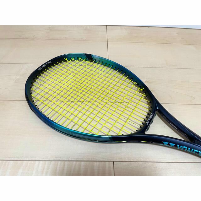 YONEX(ヨネックス)の【美品】ヨネックス　イーゾーン EZONE100 最新2022年モデル 【G2】 スポーツ/アウトドアのテニス(ラケット)の商品写真