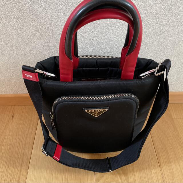 PRADA パーテーション　ナイロン　レザー　トートバッグ