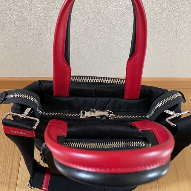 PRADA ナイロンカーゴスモールトートバック2WAY