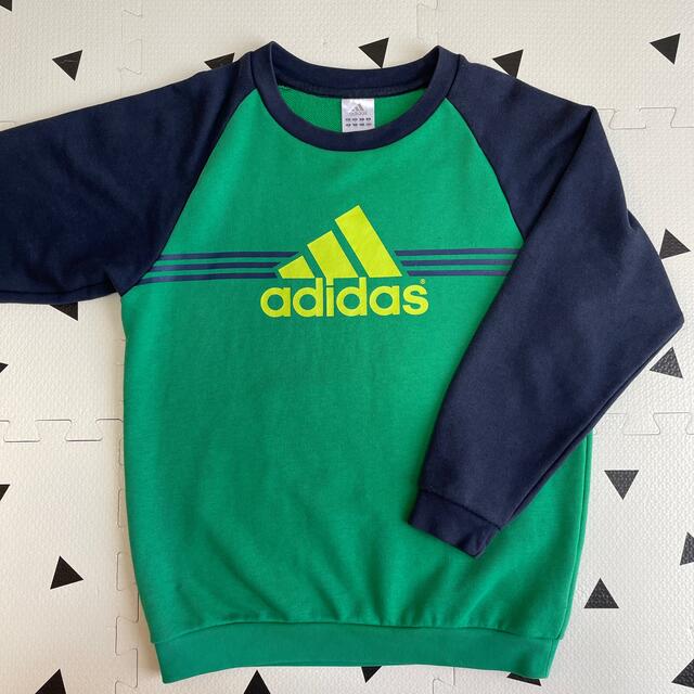 adidas(アディダス)のadidas アディダス ❤️ パーカースウェット トレーナー 150センチ キッズ/ベビー/マタニティのキッズ服男の子用(90cm~)(Tシャツ/カットソー)の商品写真