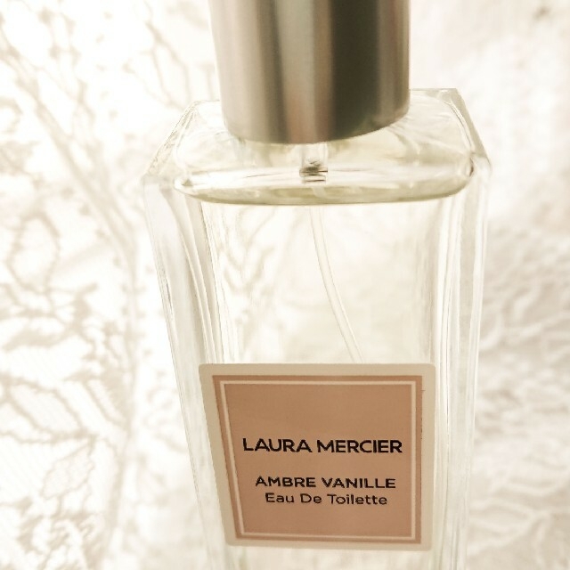 laura mercier(ローラメルシエ)のlaura mercier ローラメルシエ アンバーバニラ オードトワレ 50 コスメ/美容の香水(香水(女性用))の商品写真