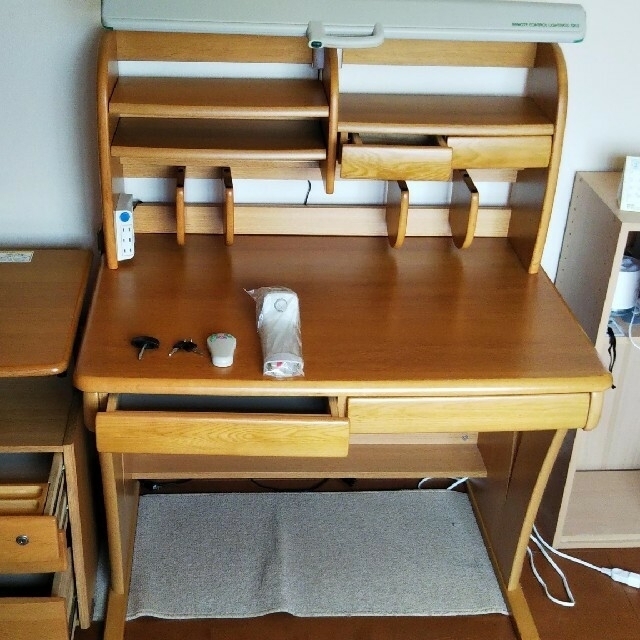 お得セット売り】学習机一式の通販 by Yuki's shop|ラクマ お得セット売り】学習机一式の通販 by Yuki's shop|ラクマ