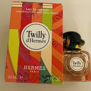 Hermes - 【アイス様専用】HERMES  香水アトマイザー♡香水ケース 