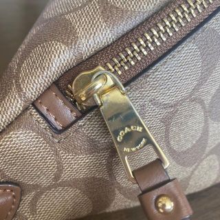 本日限定！最終価格　COACH　ウエストポーチ　ボディバッグ　シグネチャー