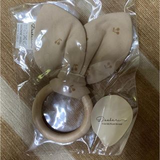 【新品・未使用】うさみみラトル　Doobarim 韓国(がらがら/ラトル)