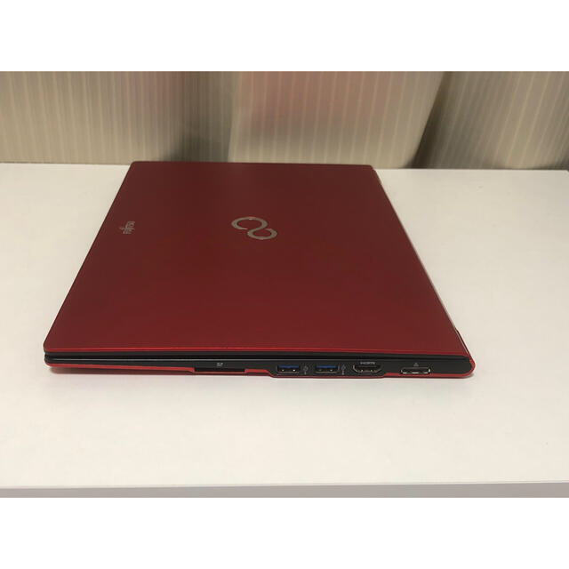 オシャレなウルトラブック Fujitsu LIFEBOOK UH75/H - ノートPC