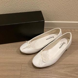 レペット(repetto)の【美品】Repettoレペット/3センチヒールバレエシューズ/ホワイト白/39(バレエシューズ)