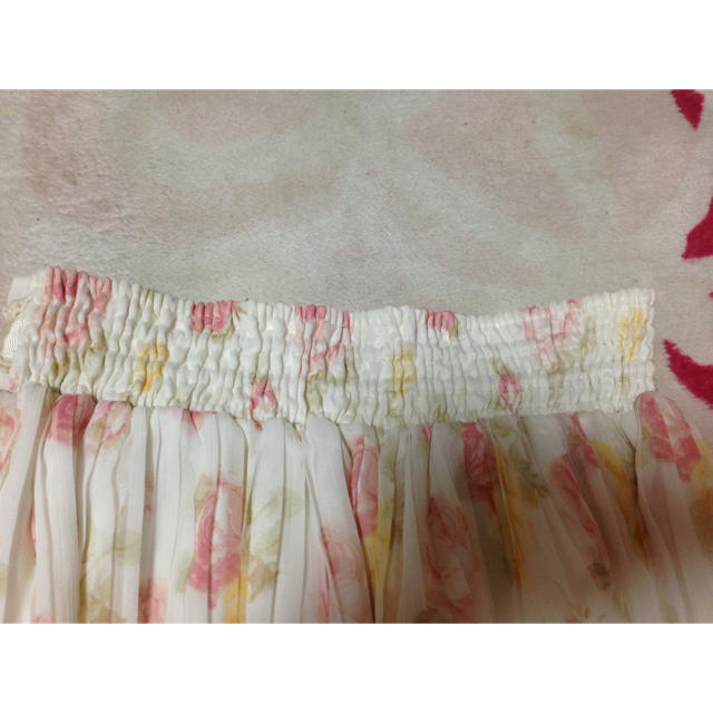 LIZ LISA(リズリサ)の花柄スカート レディースのスカート(ひざ丈スカート)の商品写真
