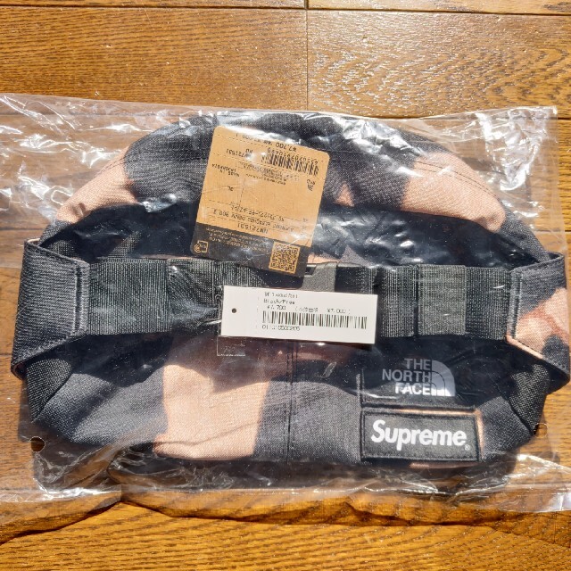 Supreme(シュプリーム)のsupreme Bleached Denim Print Roo II メンズのバッグ(ウエストポーチ)の商品写真