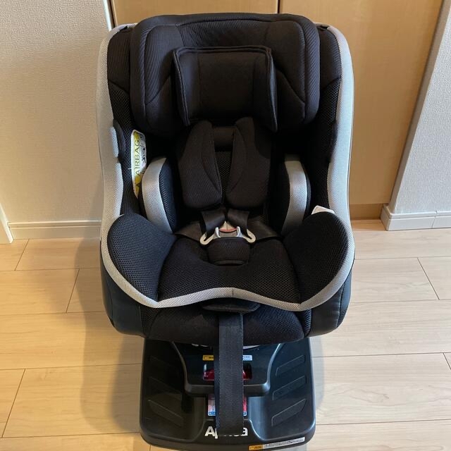 【美品】Aprica チャイルドシート Cururila ISOFIX 4