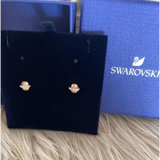 スワロフスキー(SWAROVSKI)のスワロフスキー　ピアス　スタージュエリー (ピアス)