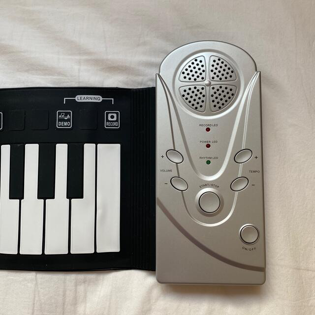 Benesse(ベネッセ)のローリングピアノ 楽器の鍵盤楽器(電子ピアノ)の商品写真