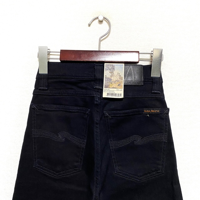 Nudie Jeans(ヌーディジーンズ)のnudie jeans☆HIGH KAI☆ブラックスキニーパンツ☆新品未使用☆ レディースのパンツ(デニム/ジーンズ)の商品写真