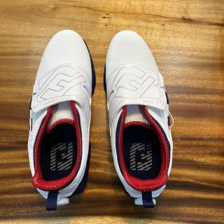 フットジョイ(FootJoy)のフットジョイ ゴルフシューズ スパイクレス スーパーライト白　27.5cm (シューズ)