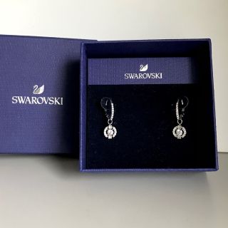 SWAROVSKI - スワロフスキー Sparkling Dance Round ピアス ダンシング