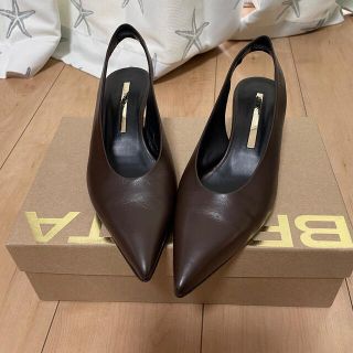 MUSE ☆ BRENTA ポインテッドバックストラップシューズ | www.jarussi