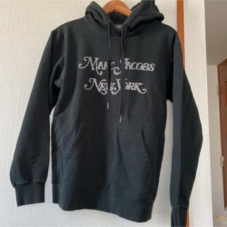 マークジェイコブス(MARC JACOBS)のMARC JACOBS THE LOGO HOODIE/ザ ロゴ フーディー(パーカー)