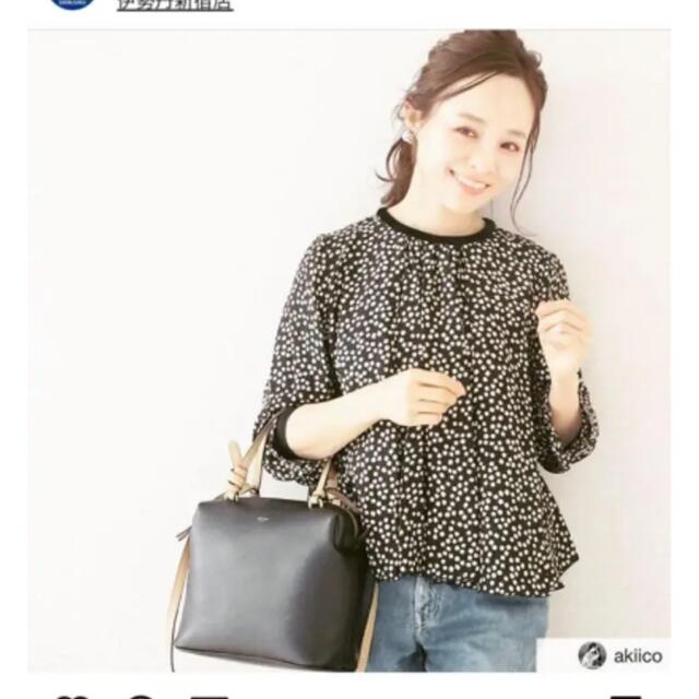 田中亜希子さん着用　ブラウス