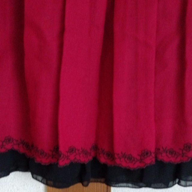 L'EST ROSE(レストローズ)のレストローズスカート{値下げ レディースのスカート(ひざ丈スカート)の商品写真